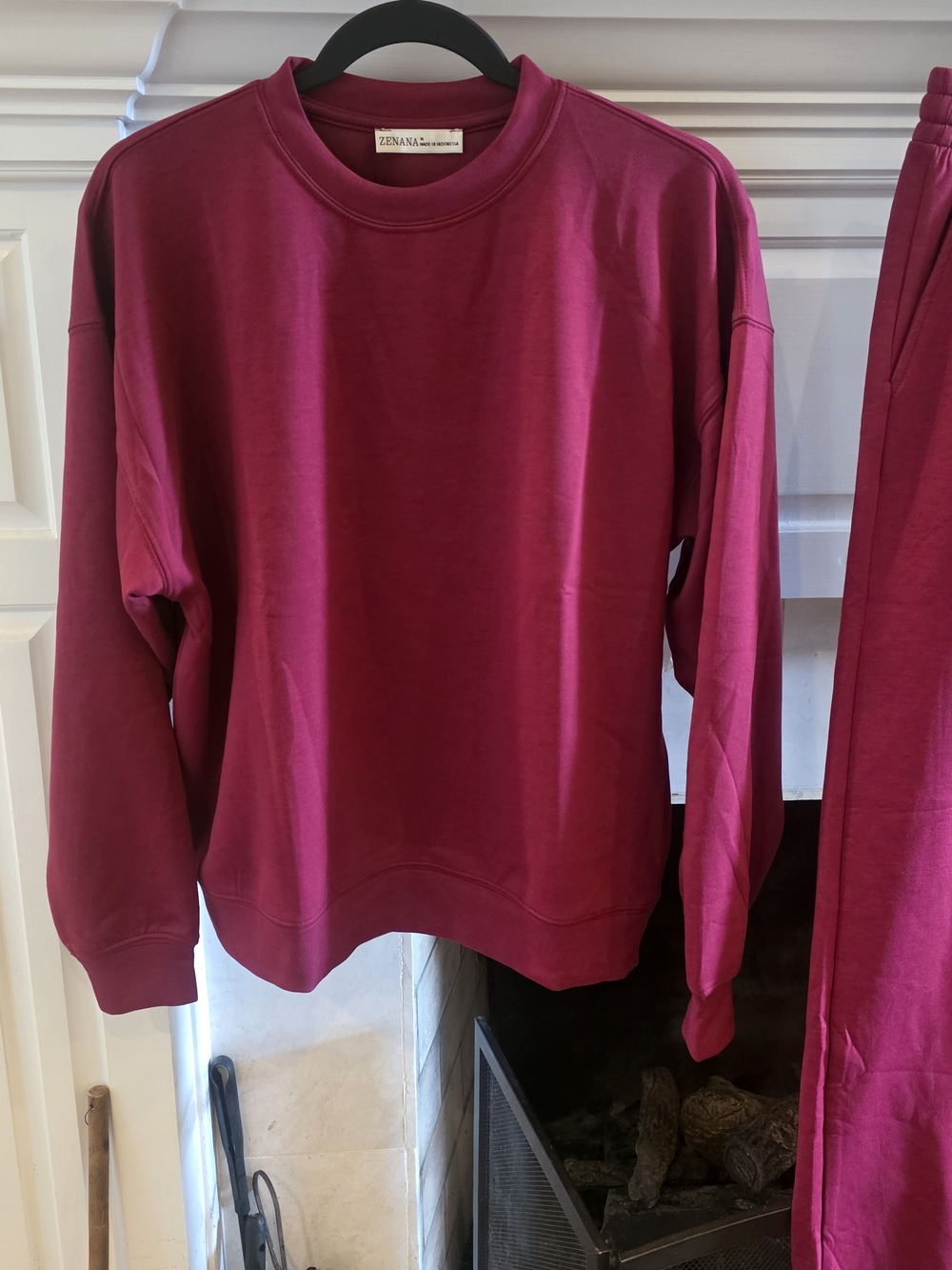 Zenana Outfitters Wide Leg Scuba Set In A Beautiful Wine Color - Picture 2 of 5